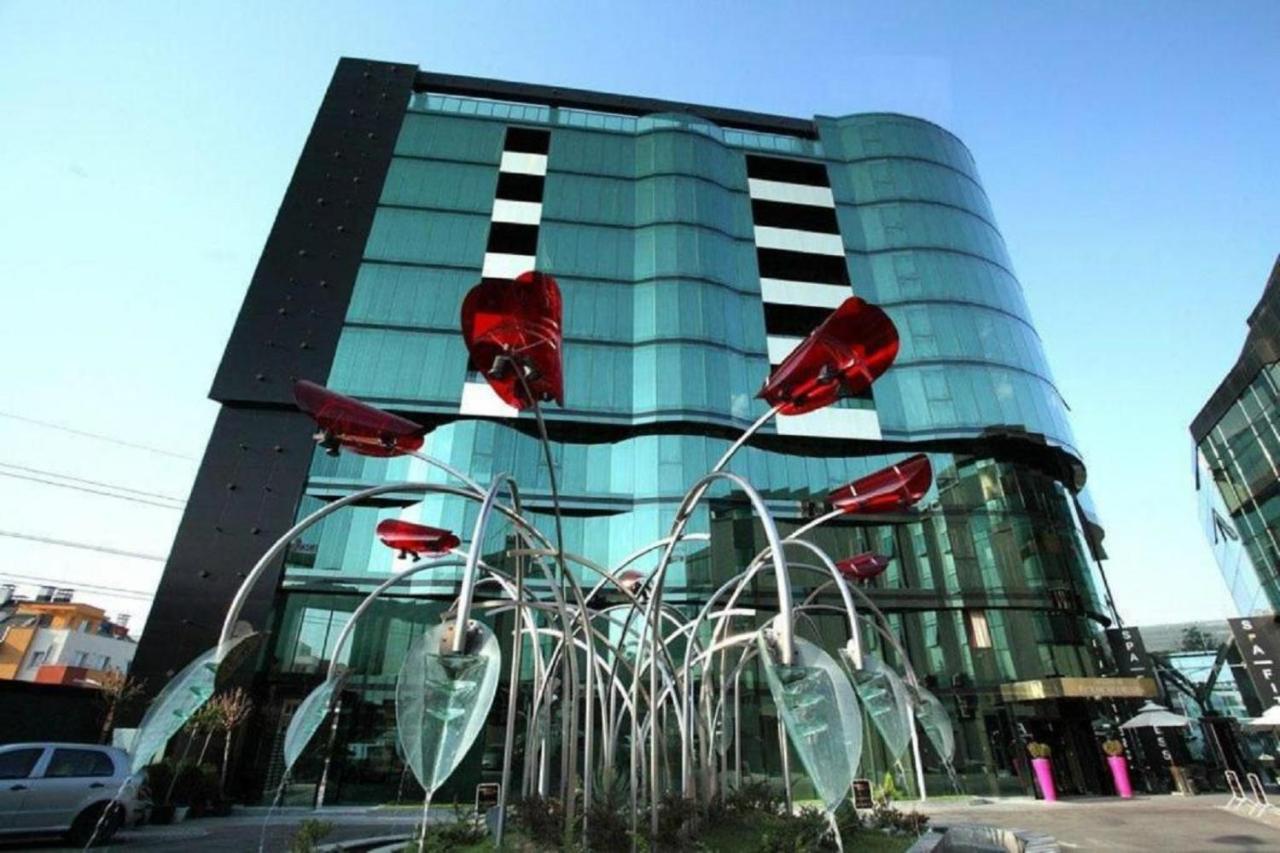 صوفيا Hotel Emirates المظهر الخارجي الصورة
